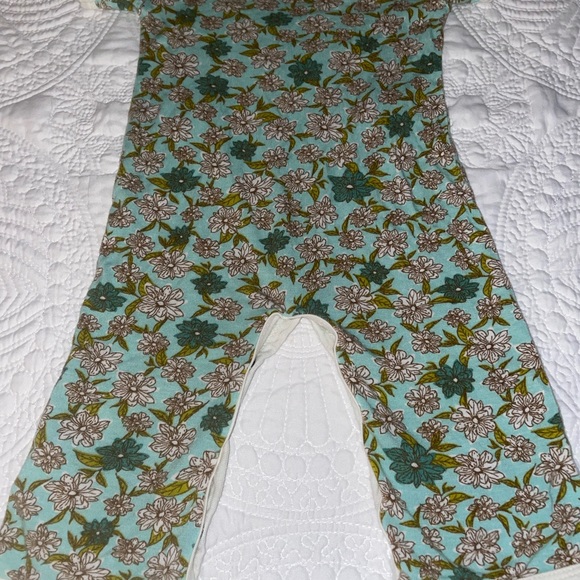 MilkBarn footless Romper 3-6 months - Picture 6 of 8